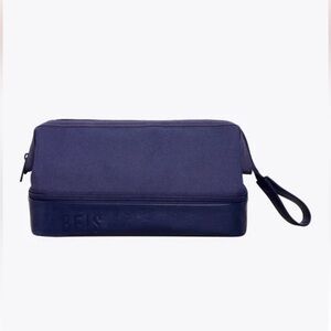 NWT BEIS The Dropp Kit Toiletry Bag